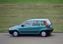 Fiat Punto, dagli anni '90 ad oggi. 25 anni di storia dell'utilitaria torinese