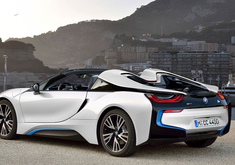 BMW i8 Roadster? Perch&eacute; no?