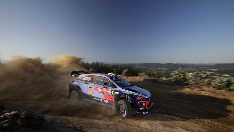 WRC18 Portugal. Tappa 1. Neuville (Hyundai) unico sopravvissuto!