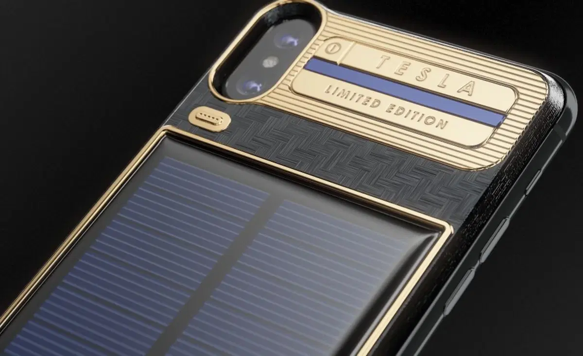iPhone X Tesla, omaggio a Elon Musk [Video]