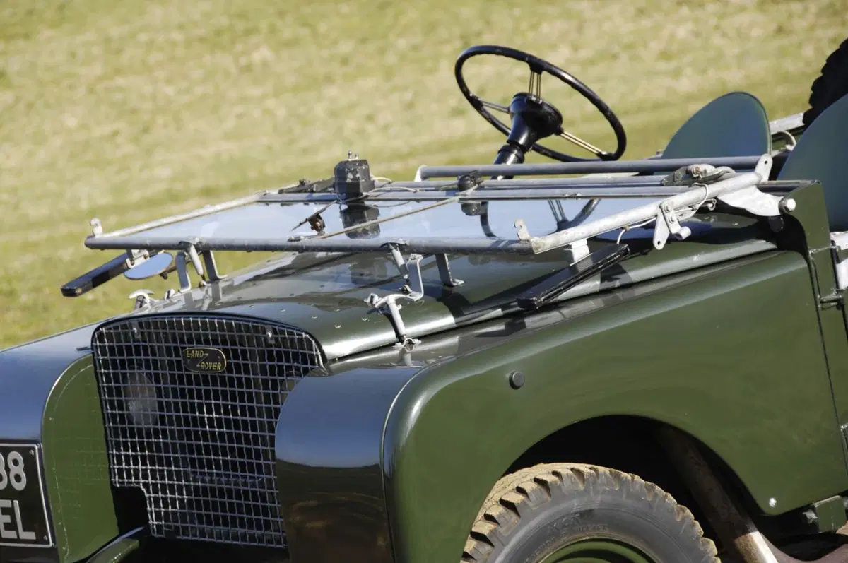 Land Rover Defender: la produzione si ferma a 2.016.933 esemplari (8)