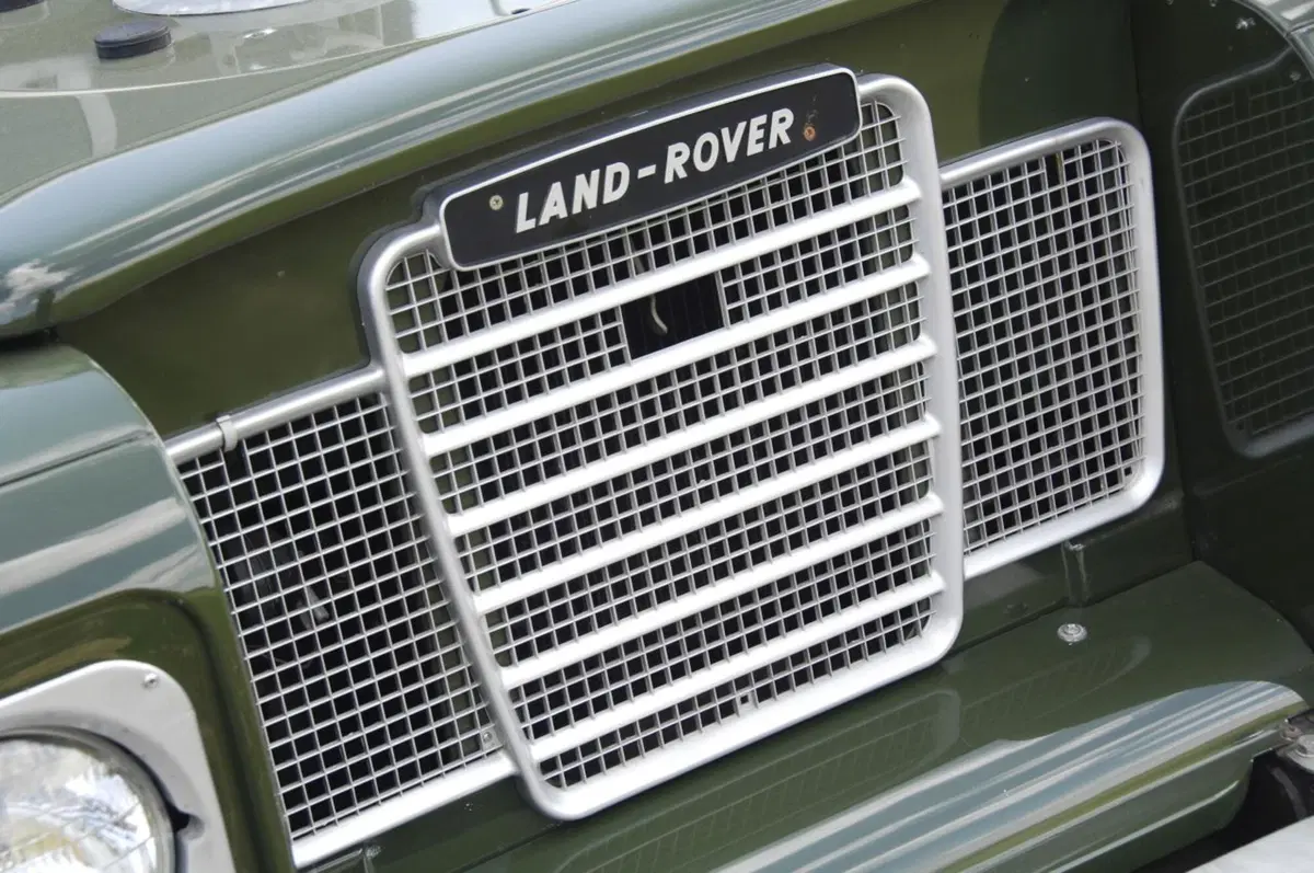 Land Rover Defender: la produzione si ferma a 2.016.933 esemplari (36)