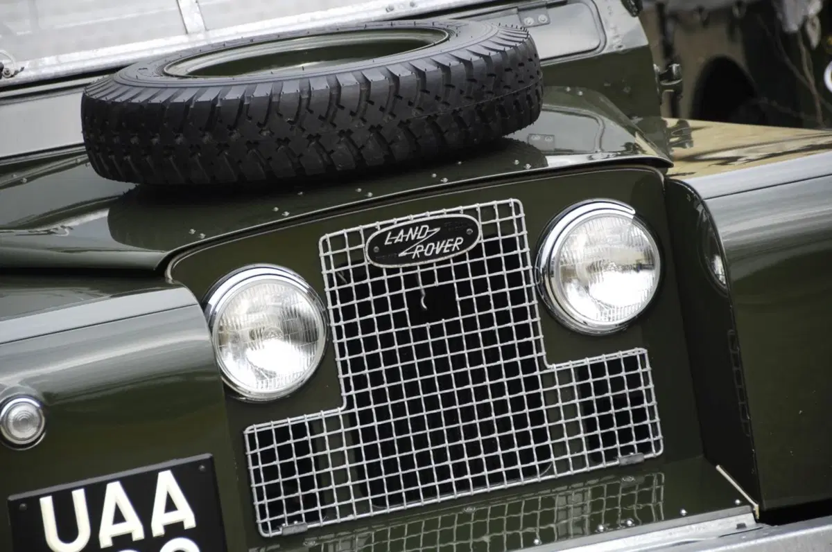 Land Rover Defender: la produzione si ferma a 2.016.933 esemplari (43)