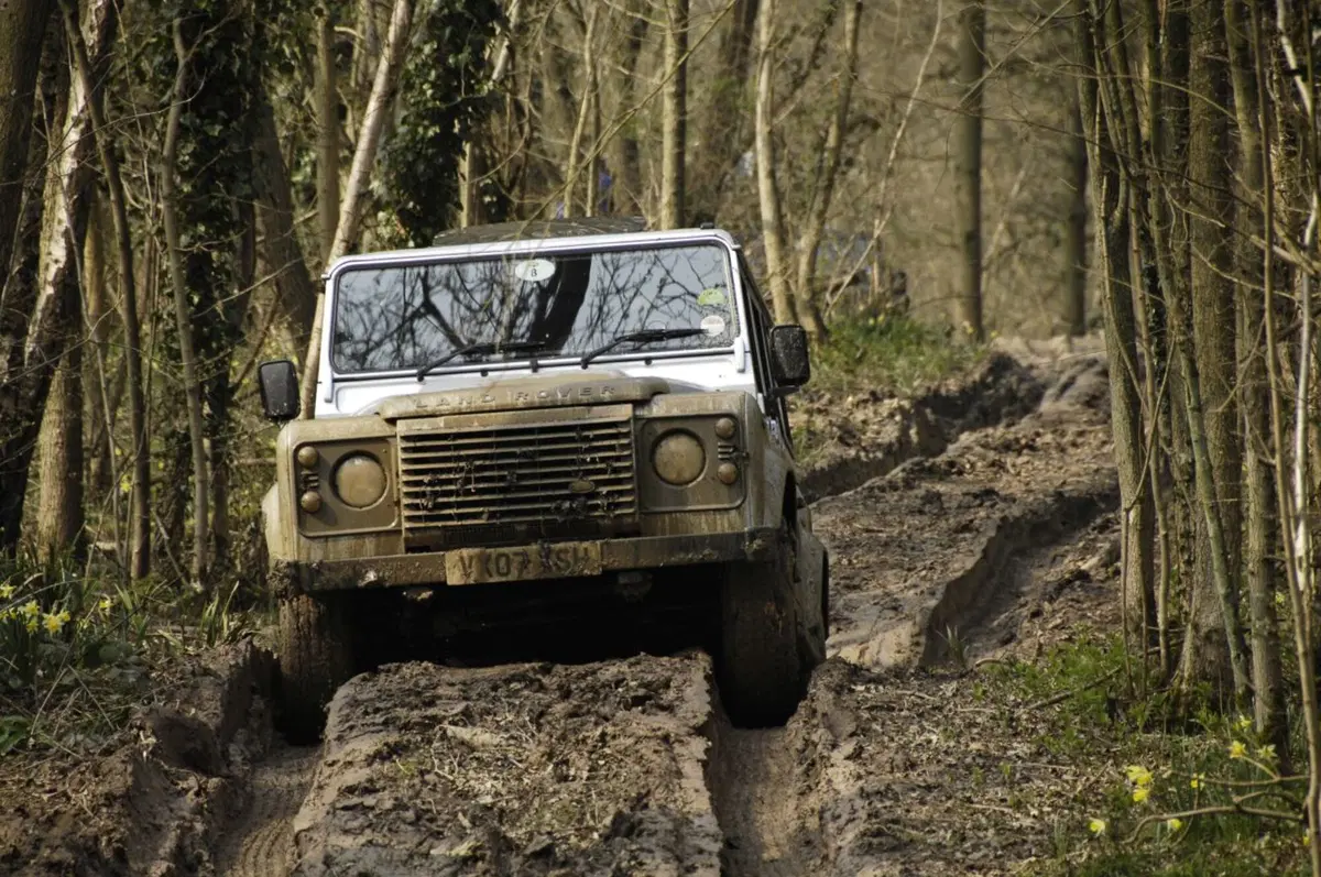 Land Rover Defender: la produzione si ferma a 2.016.933 esemplari (47)