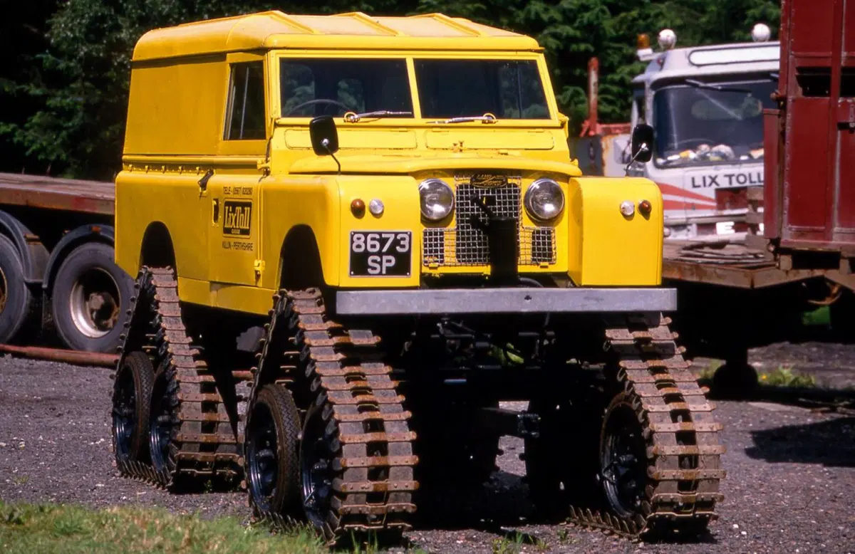 Land Rover Defender: la produzione si ferma a 2.016.933 esemplari (80)