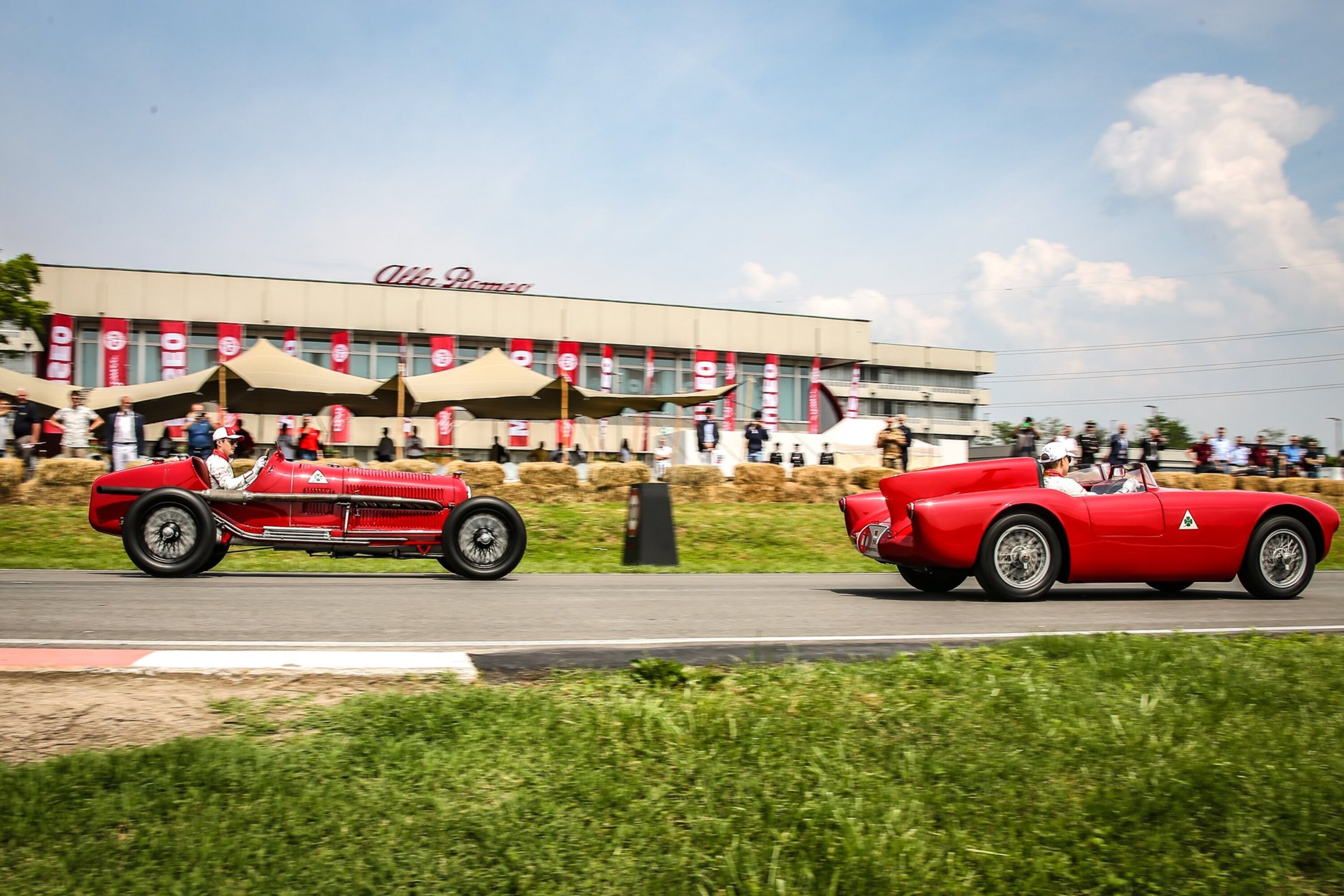 I piloti Alfa Romeo Sauber F1 al museo storico di Arese [video]