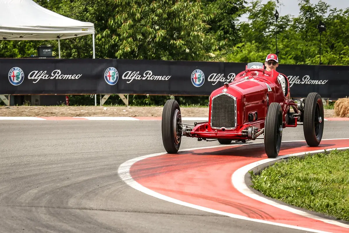 I piloti Alfa Romeo Sauber F1 al museo storico di Arese [video] (8)