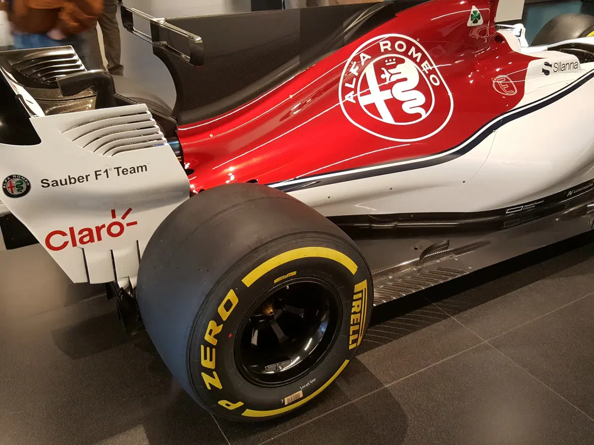 I piloti Alfa Romeo Sauber F1 al museo storico di Arese [video] (12)
