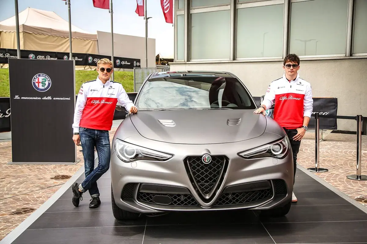 I piloti Alfa Romeo Sauber F1 al museo storico di Arese [video] (15)