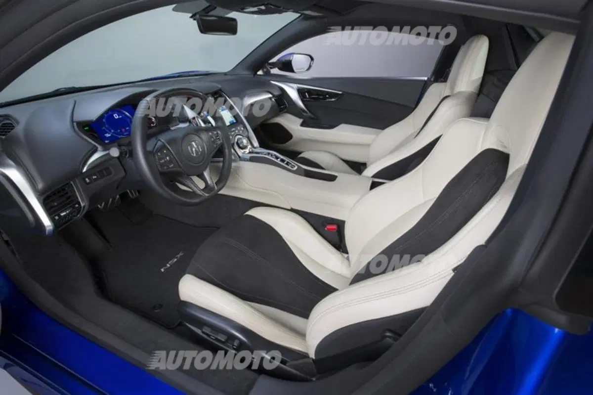 Honda NSX, le prestazioni della supercar ibrida giapponese (11)