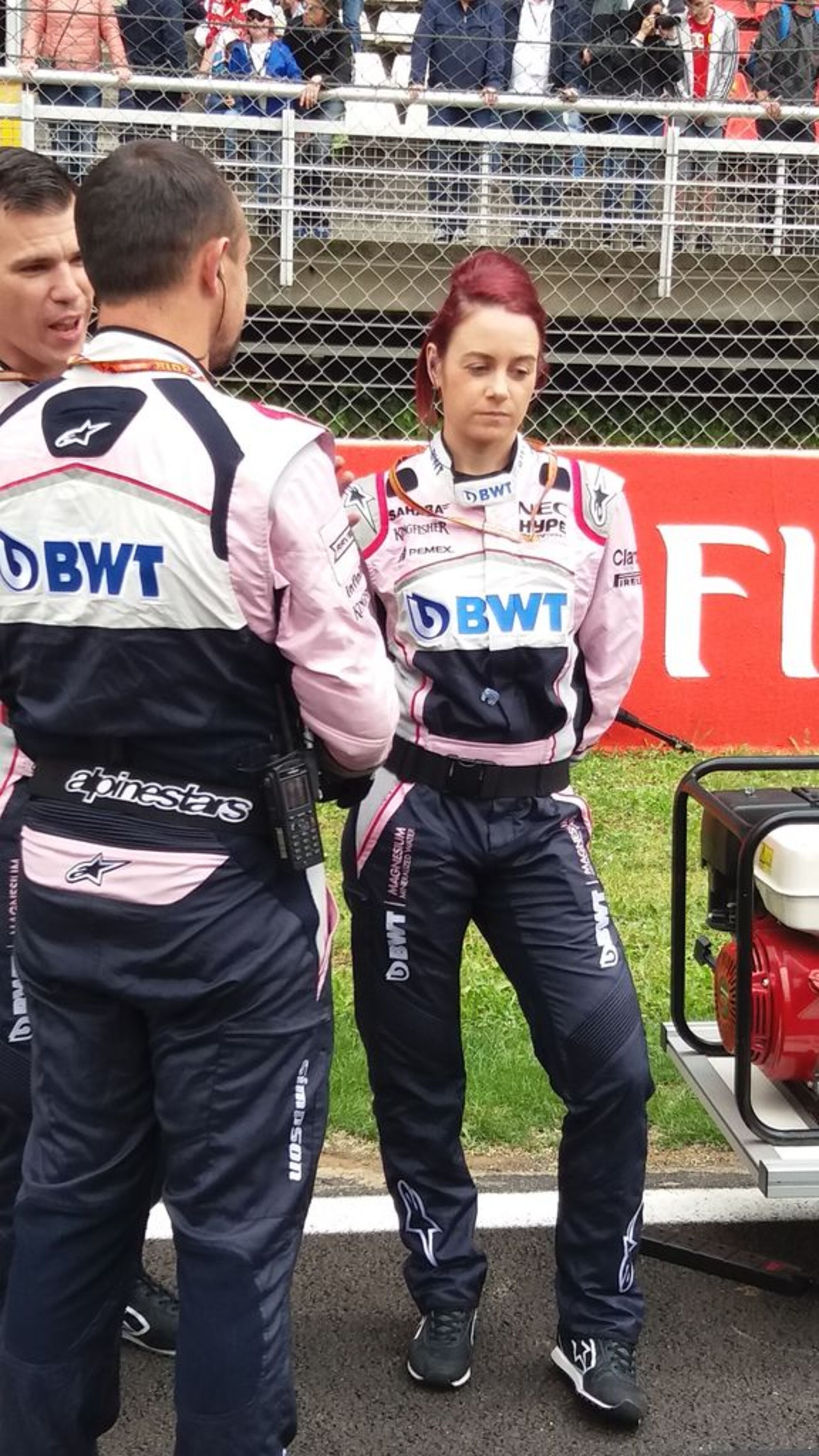 F1, ecco le vere grid girl, le meccaniche Force India Michelle e Emilie