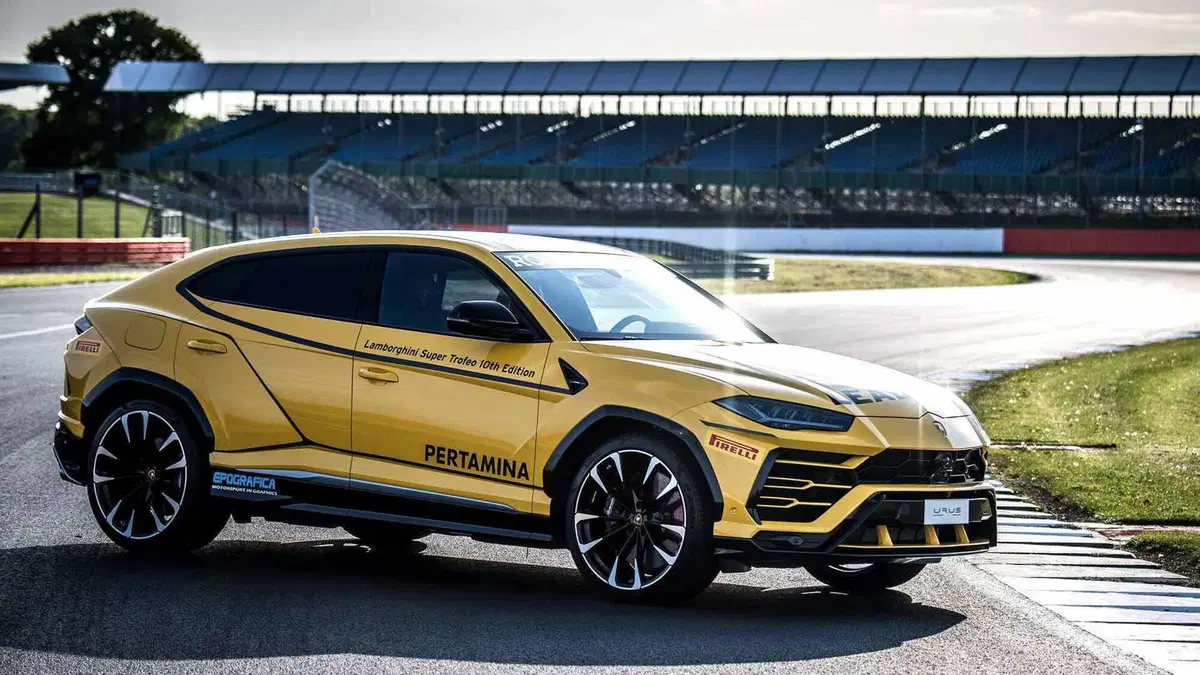 Lamborghini Urus diventa la Lead Car del Supertrofeo (2)