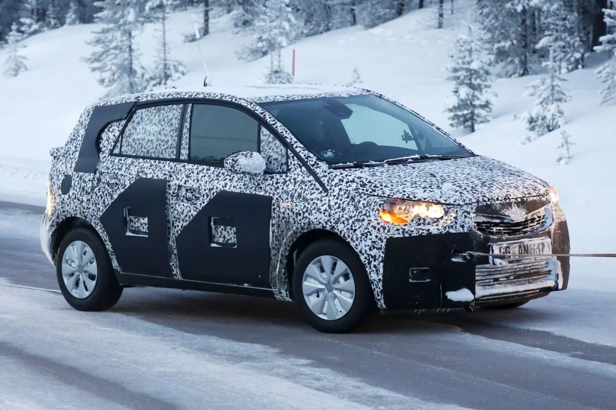 Opel Meriva III, via le portiere controvento (5)