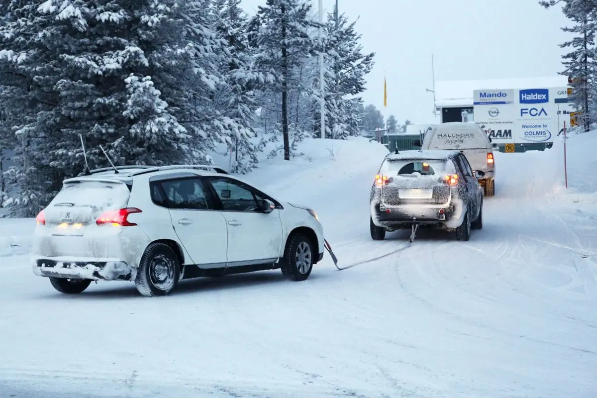Opel Meriva III, via le portiere controvento (7)