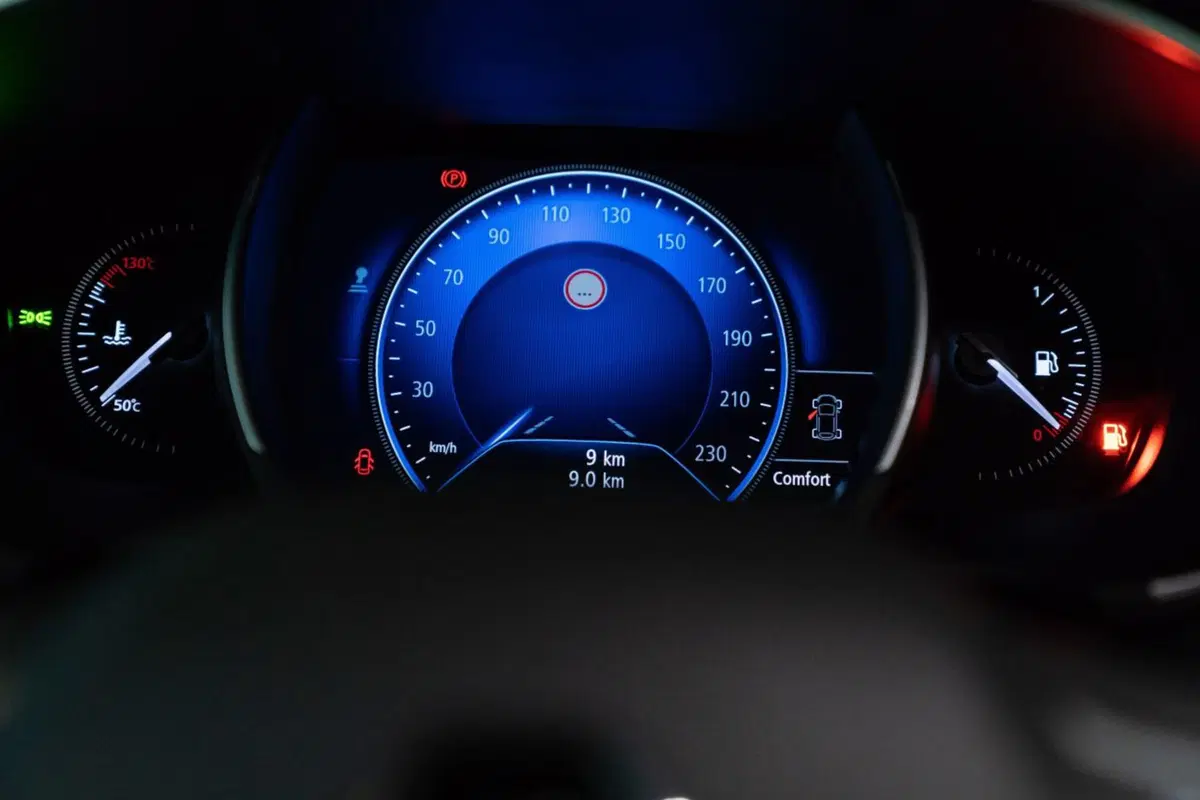 Renault Megane Duel, ecco il nuovo allestimento (10)