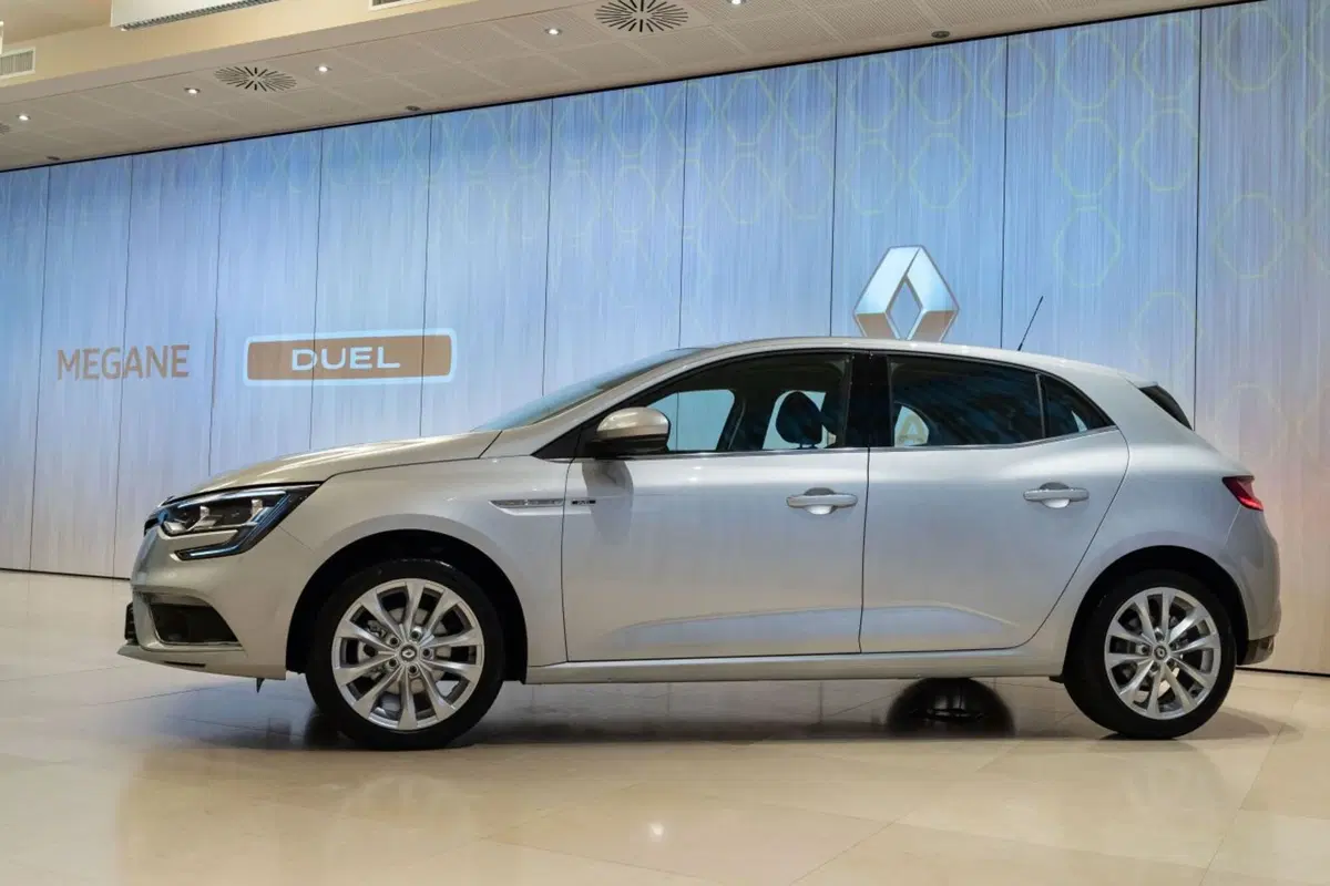 Renault Megane Duel, ecco il nuovo allestimento (5)