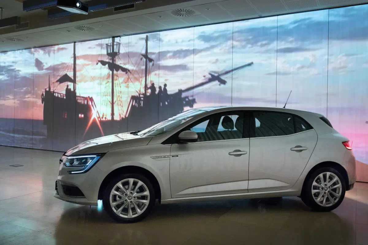 Renault Megane Duel, ecco il nuovo allestimento (4)