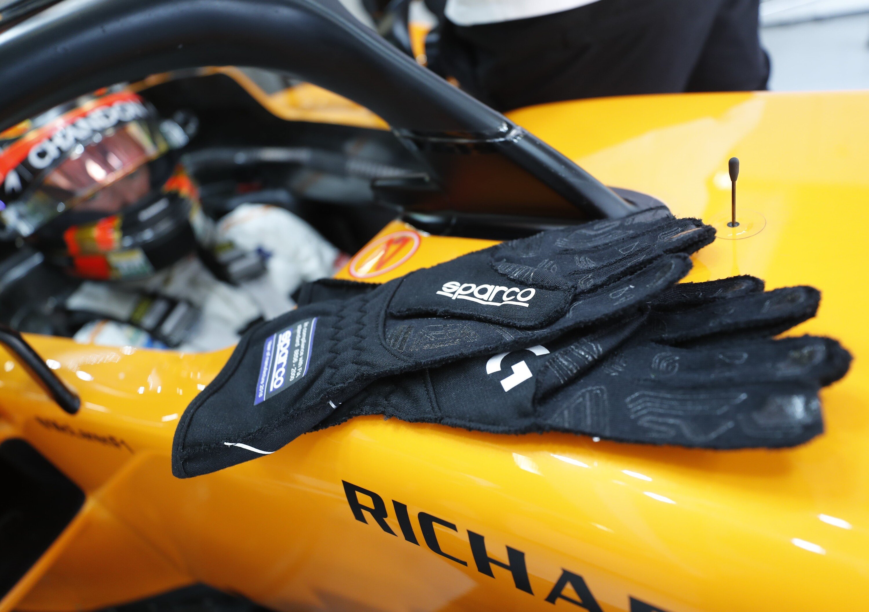 McLaren F1 con Sparco fino al 2021: Vandoorne testimonial