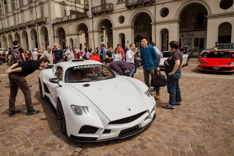 Supercar Night Parade: Parco Valentino 2018 apre alla grande!