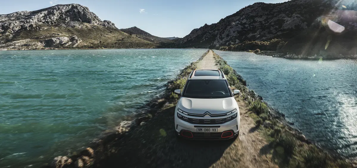 Citroen C5 Aircross 2018. Ecco il più grande della famiglia Aircross [Video] (4)
