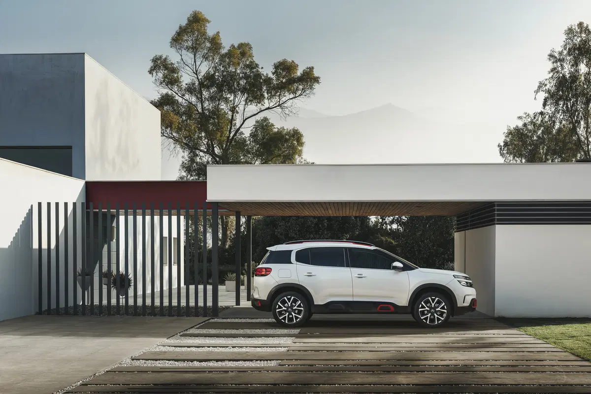 Citroen C5 Aircross 2018. Ecco il più grande della famiglia Aircross [Video] (5)