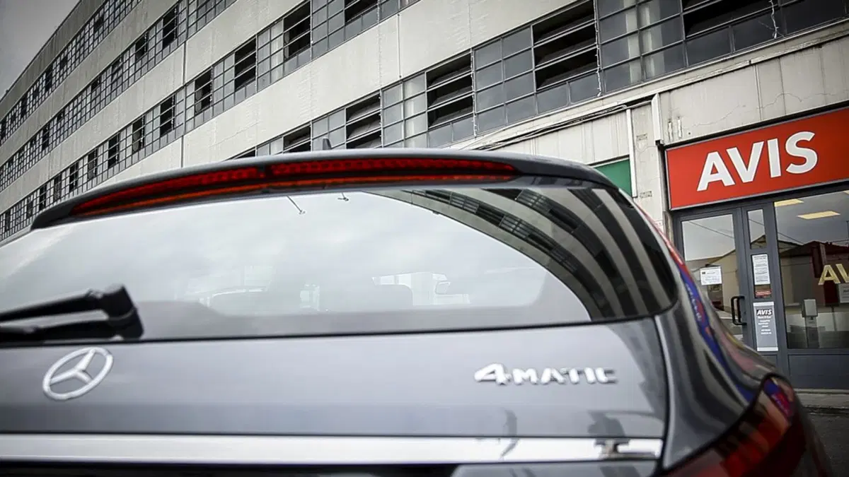 Avis Prestige: Mercedes 4Matic per un weekend sulla neve da VIP (5)