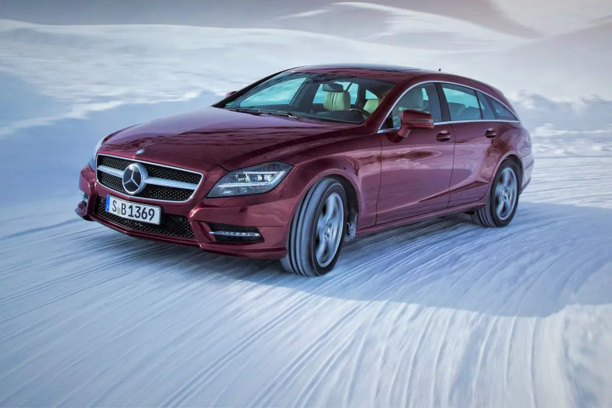 Avis Prestige: Mercedes 4Matic per un weekend sulla neve da VIP (9)