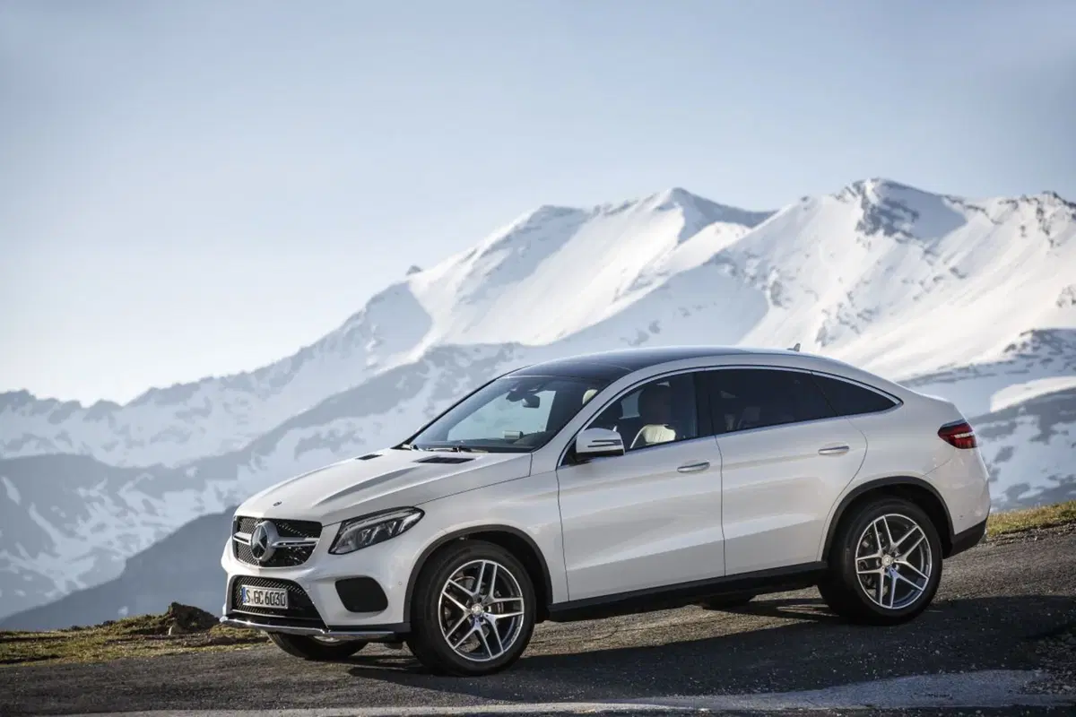 Avis Prestige: Mercedes 4Matic per un weekend sulla neve da VIP (17)