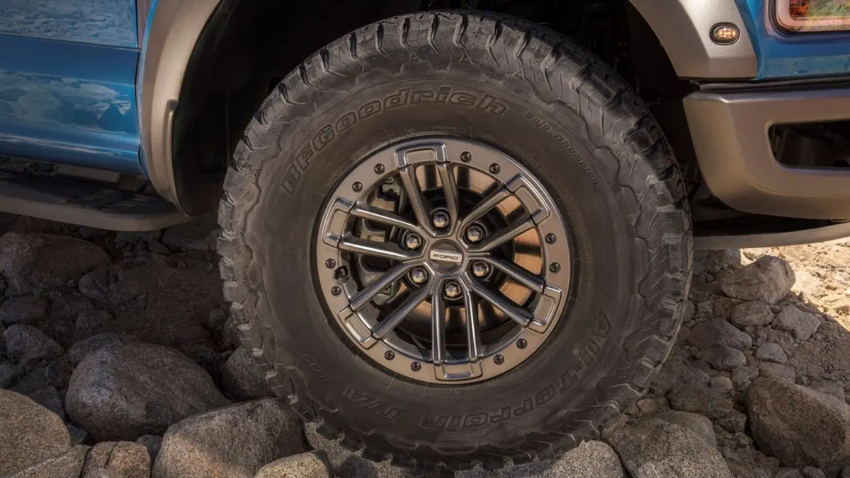 Ford F150 Raptor M.Y. 2019, per lui nuove sospensioni