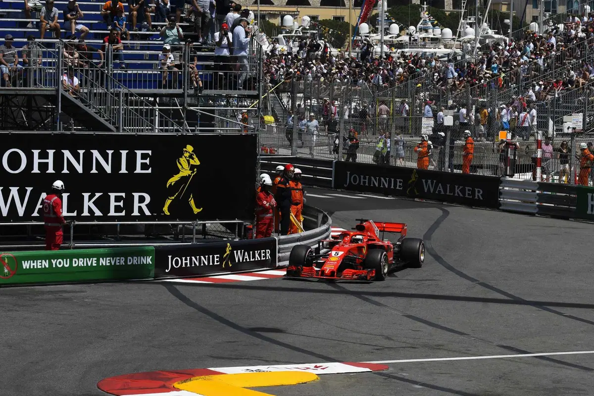 F1, GP Monaco 2018: pole per Ricciardo. Secondo Vettel (21)