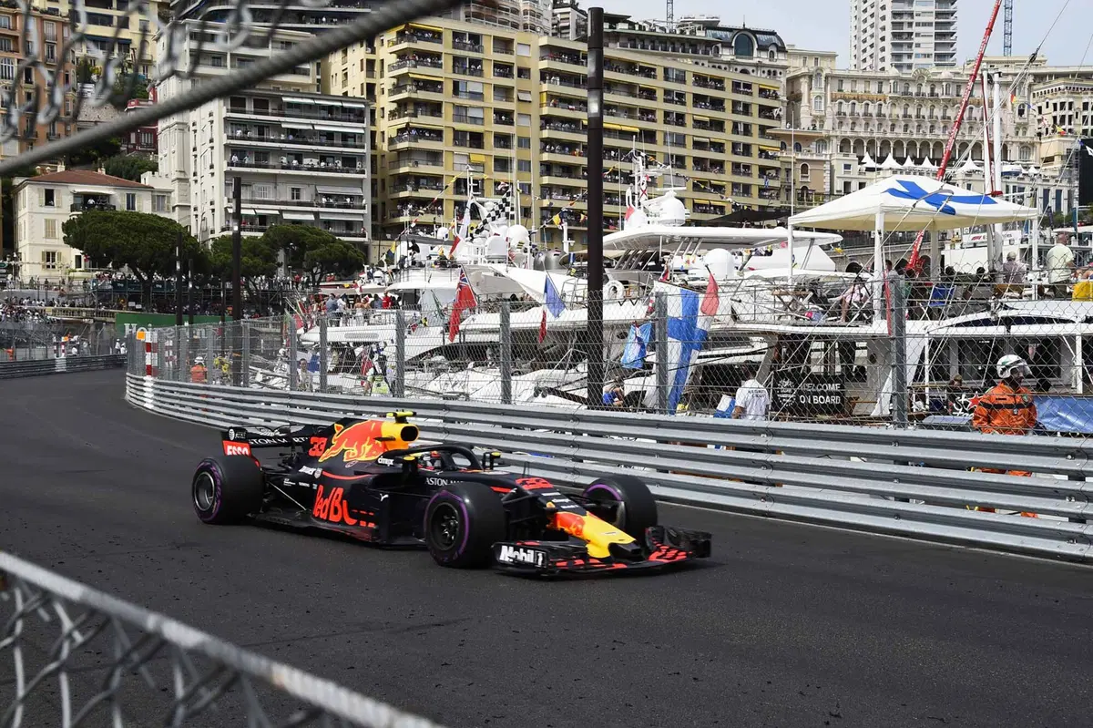 F1, GP Monaco 2018: vince Ricciardo. Secondo Vettel (23)