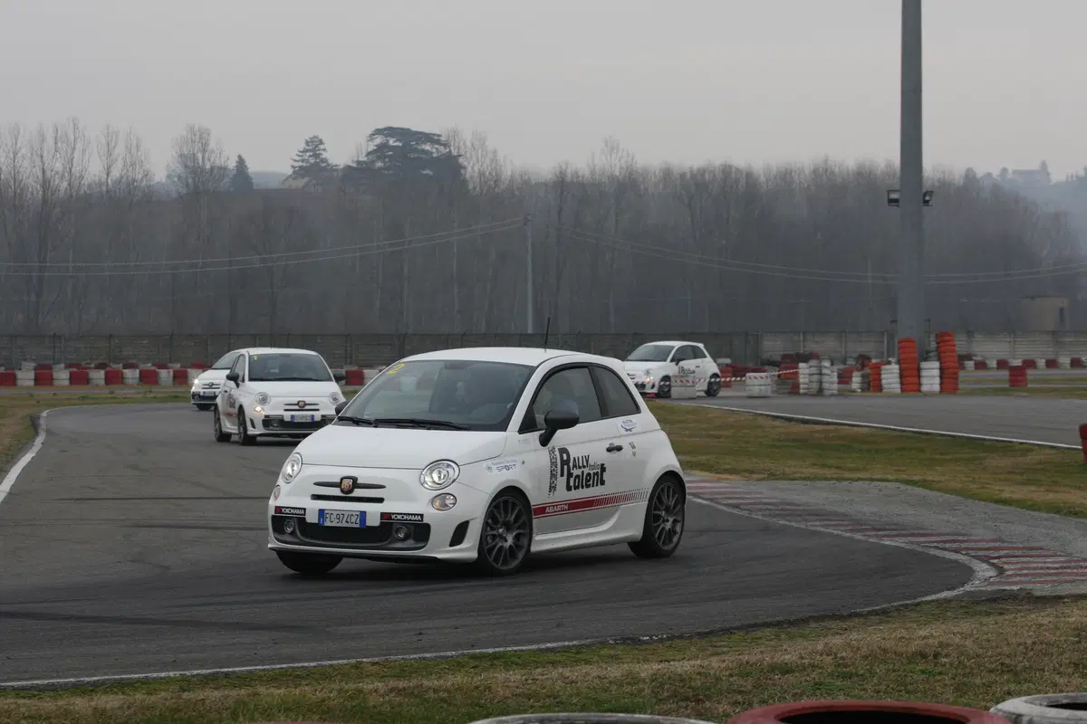Rally Italia Talent: una giornata sull'Abarth 595 Competizione [Video] (9)