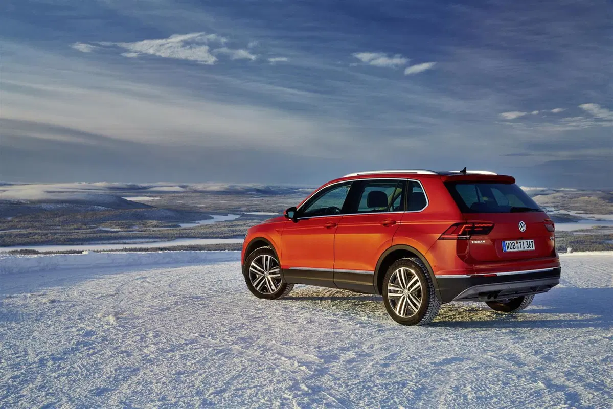 Nuova Volkswagen Tiguan 4Motion, arriva la 4x4 (6)