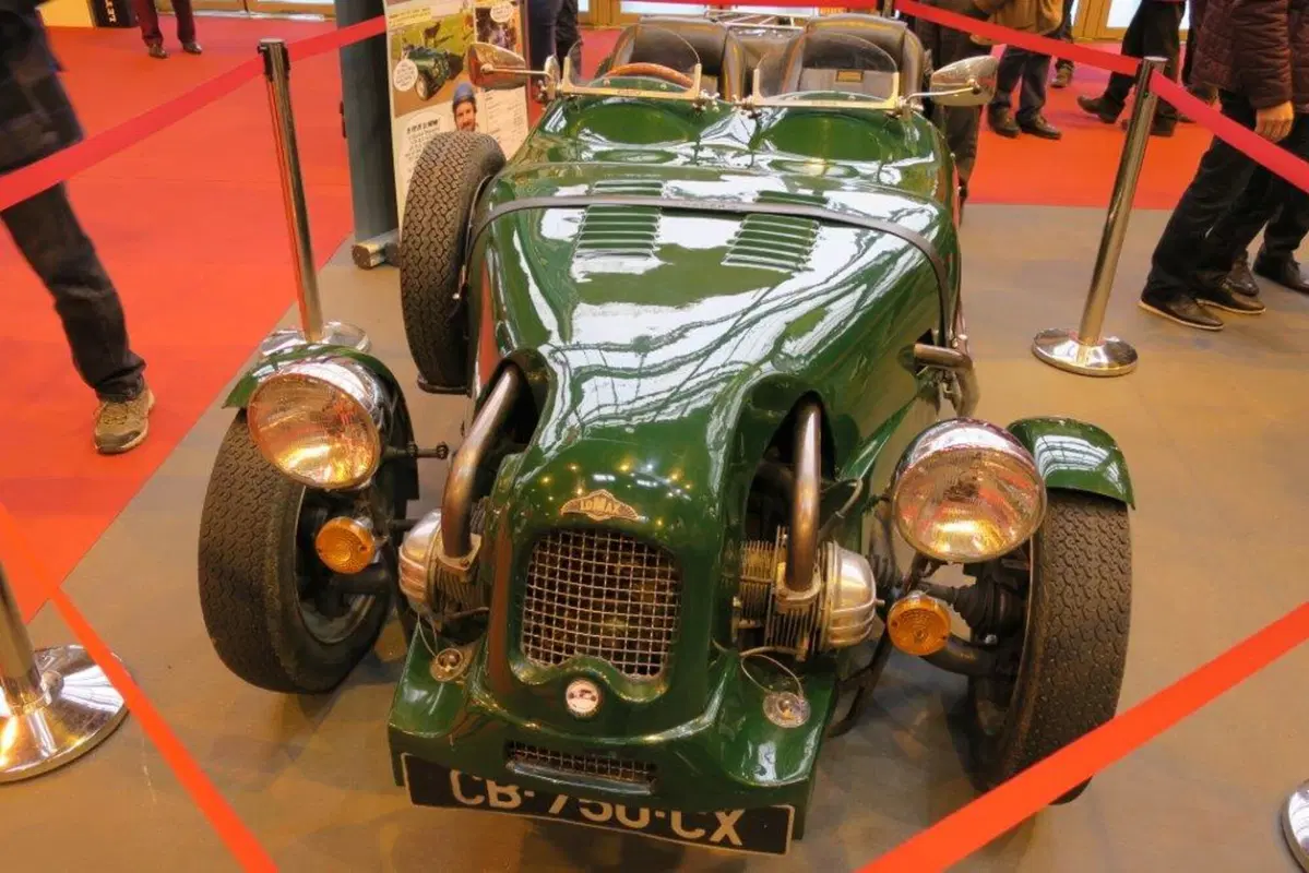 Rétromobile 2016, le auto e le moto più belle in diretta da Parigi (8)