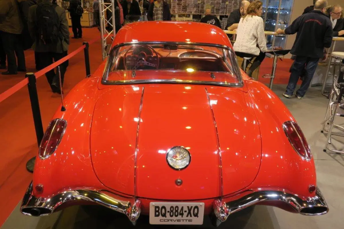 Rétromobile 2016, le auto e le moto più belle in diretta da Parigi (12)