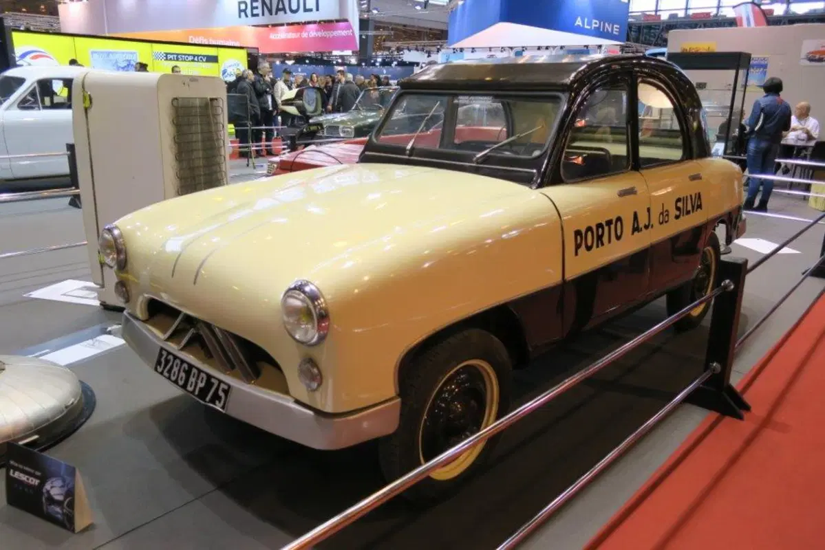 Rétromobile 2016, le auto e le moto più belle in diretta da Parigi (22)