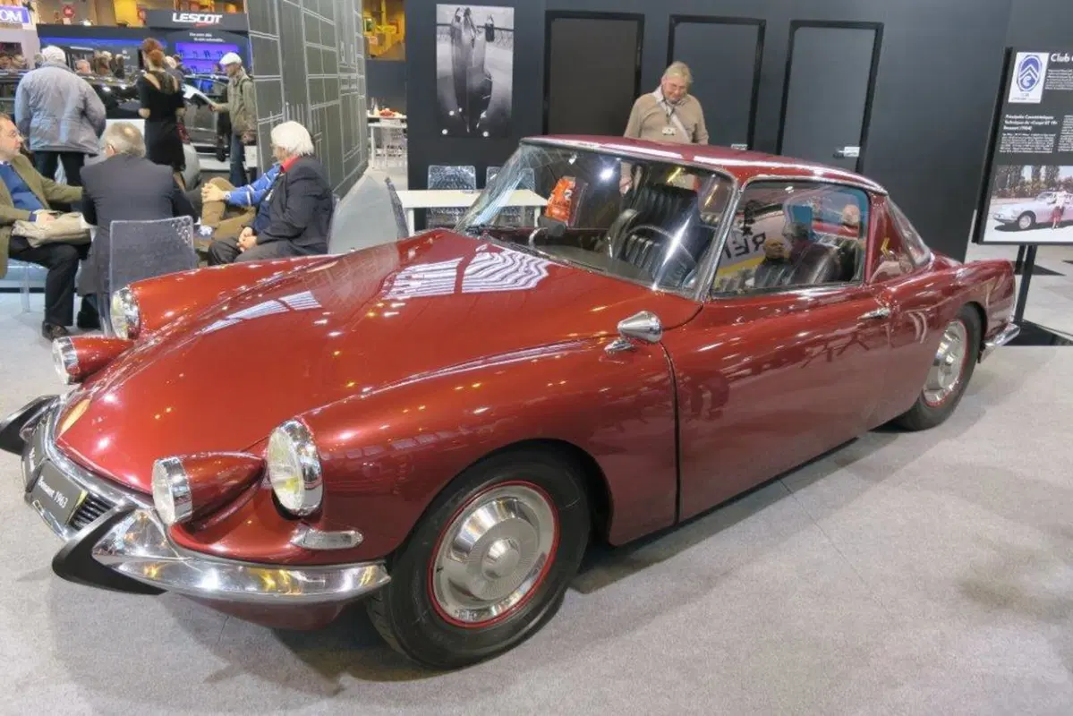 Rétromobile 2016, le auto e le moto più belle in diretta da Parigi (27)