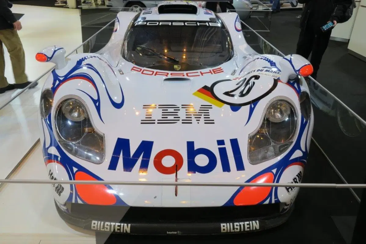 Rétromobile 2016, le auto e le moto più belle in diretta da Parigi (32)