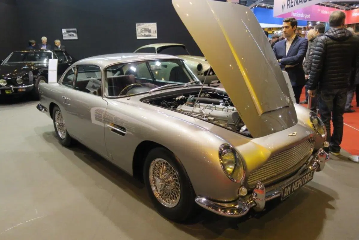 Rétromobile 2016, le auto e le moto più belle in diretta da Parigi (33)