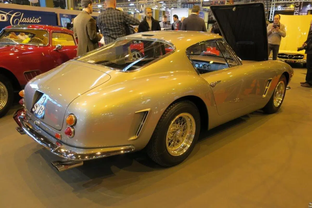 Rétromobile 2016, le auto e le moto più belle in diretta da Parigi (42)