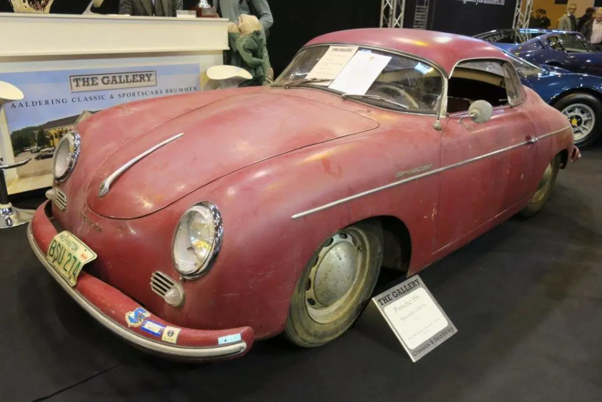 Rétromobile 2016, le auto e le moto più belle in diretta da Parigi (44)