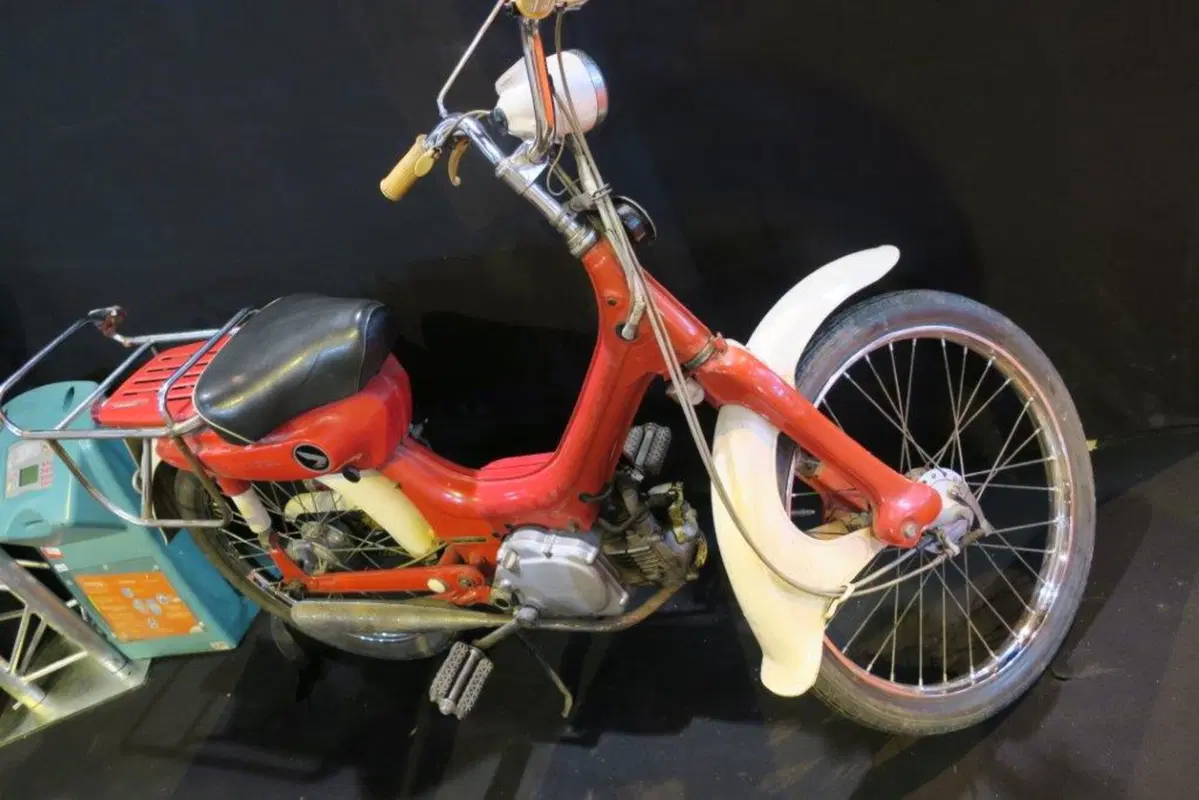 Rétromobile 2016, le auto e le moto più belle in diretta da Parigi (83)