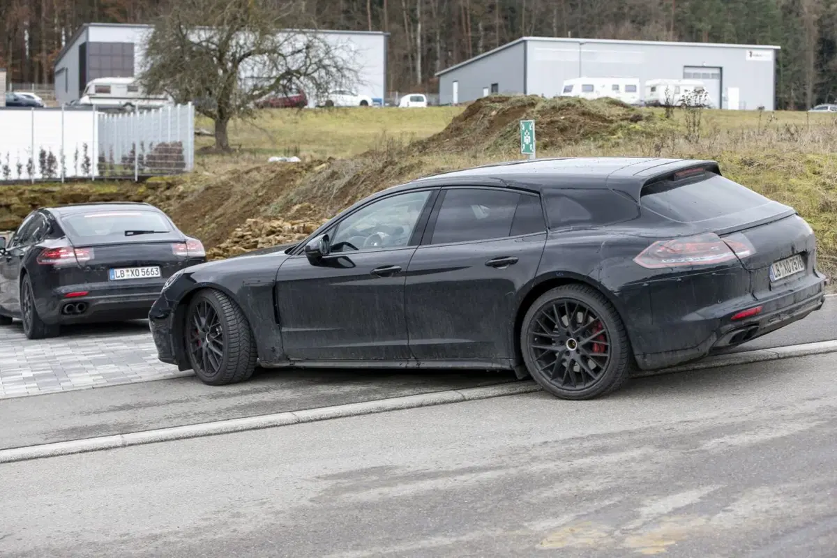 Porsche Panamera Wagon? Eccola! (7)