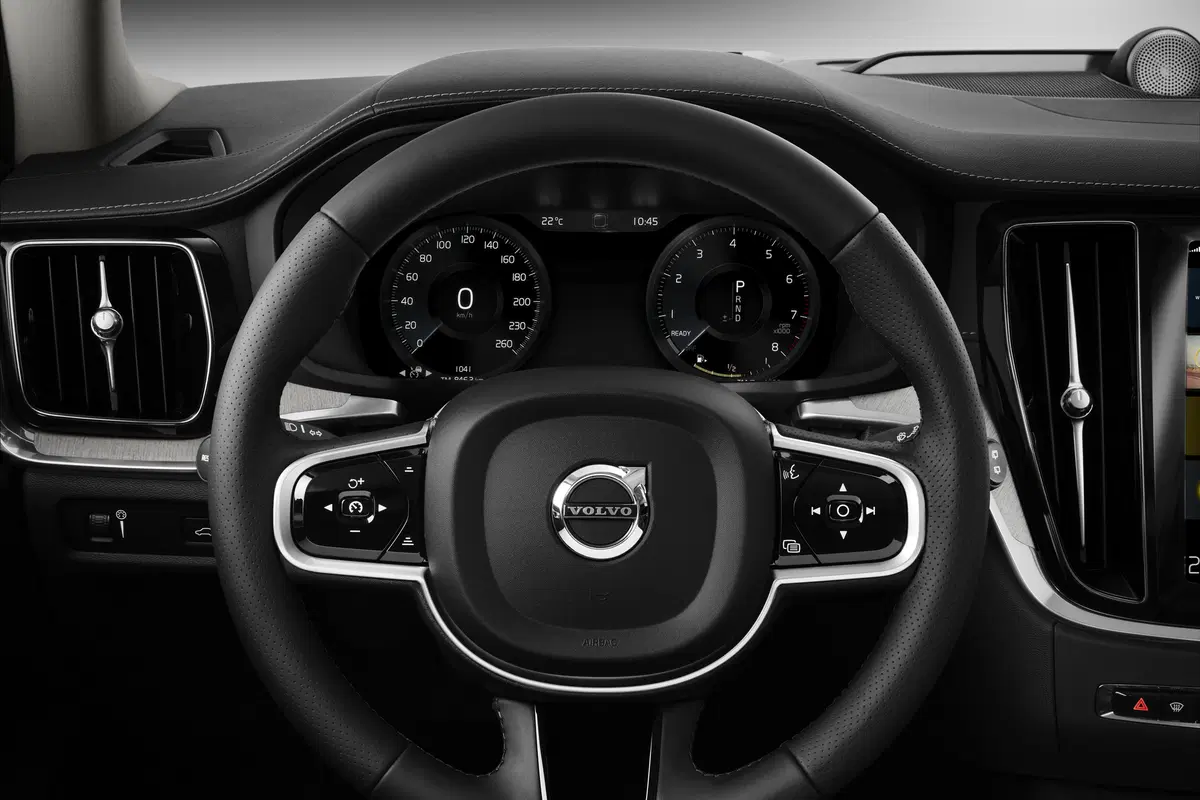 Volvo V60 2018 | tanta sicurezza al servizio della famiglia [Video] (21)