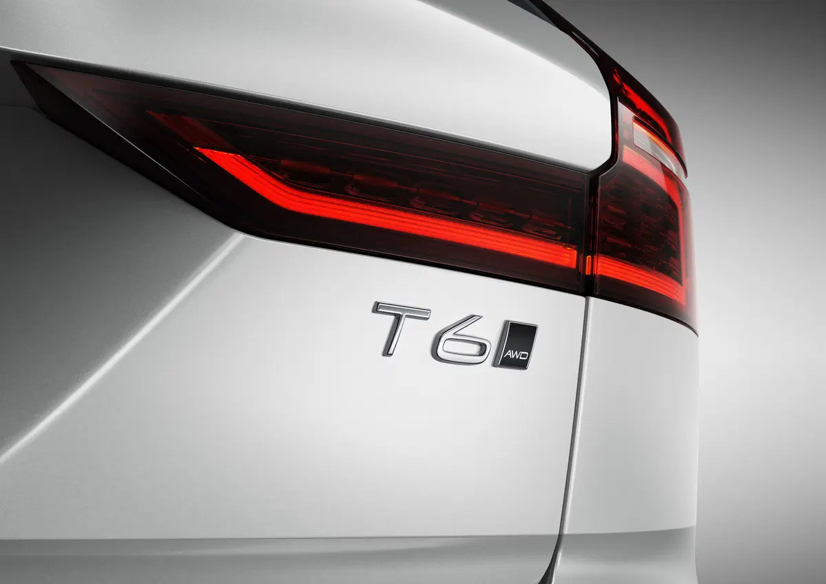 Volvo V60 2018 | tanta sicurezza al servizio della famiglia [Video] (49)