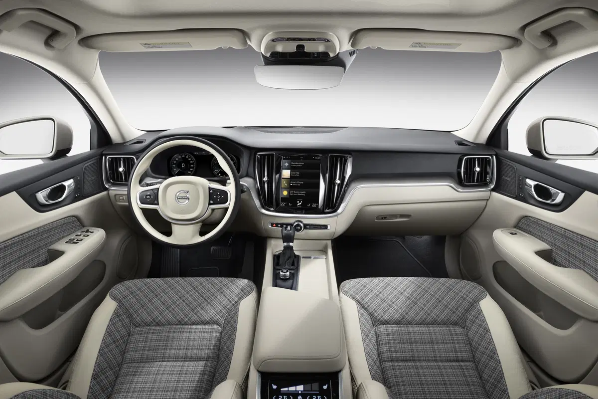 Volvo V60 2018 | tanta sicurezza al servizio della famiglia [Video] (52)