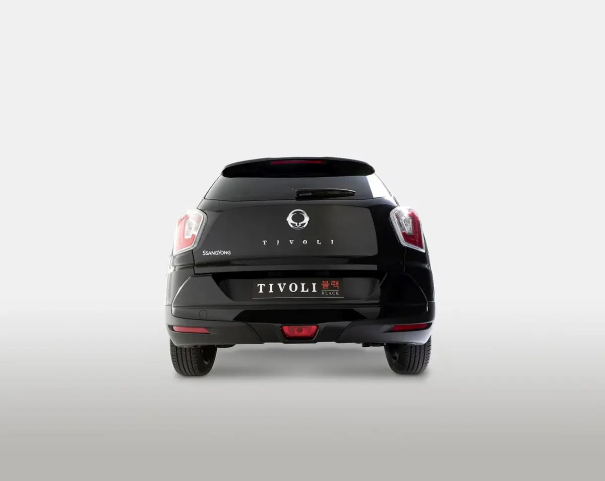 SsangYong Tivoli Black Edition, la prima delle “K Collection” (3)