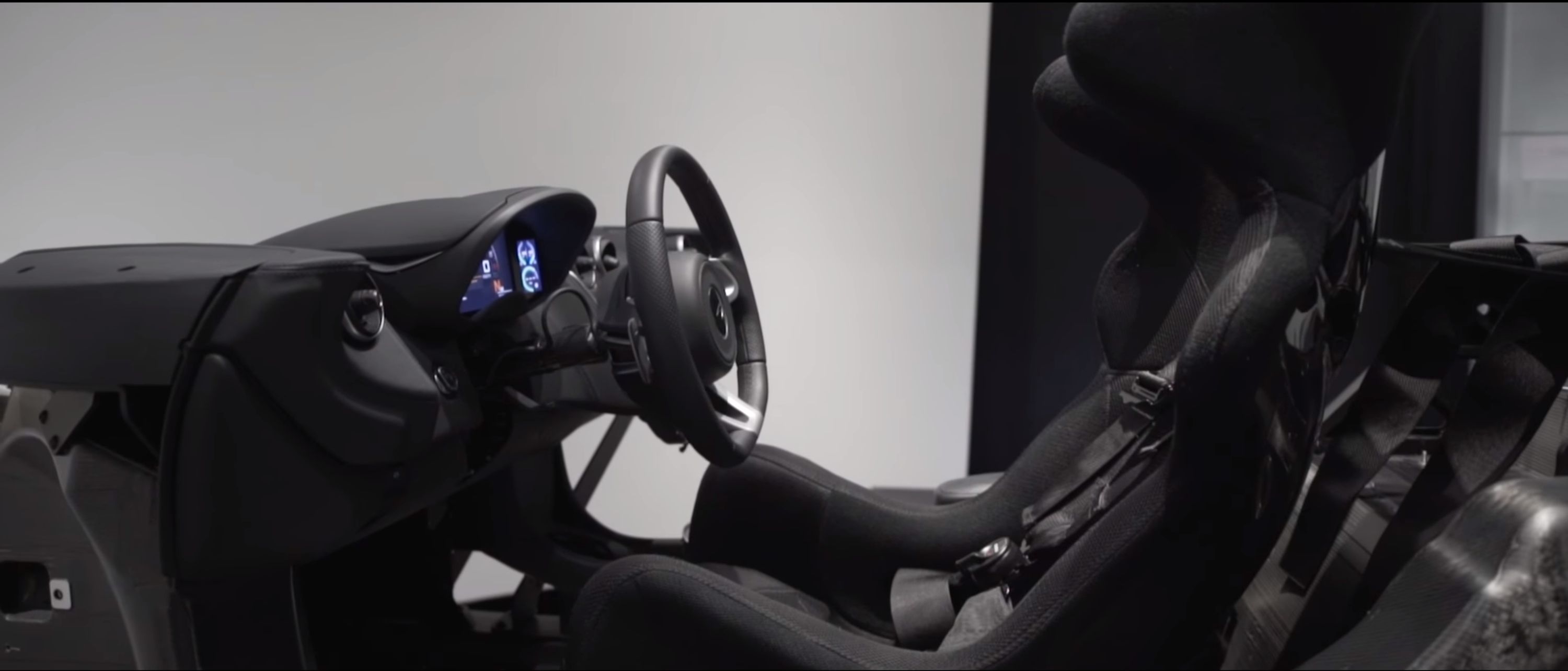 Mclaren MTS Vehicle Dynamic Simulator [Video] - News - Automoto.it