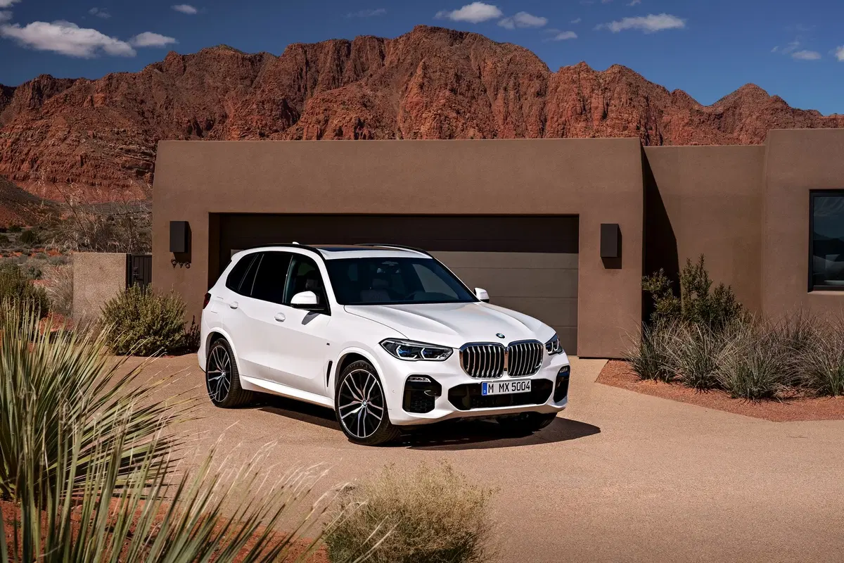 BMW X5: video, foto e dati della 4^ generazione del SUV di Monaco (3)