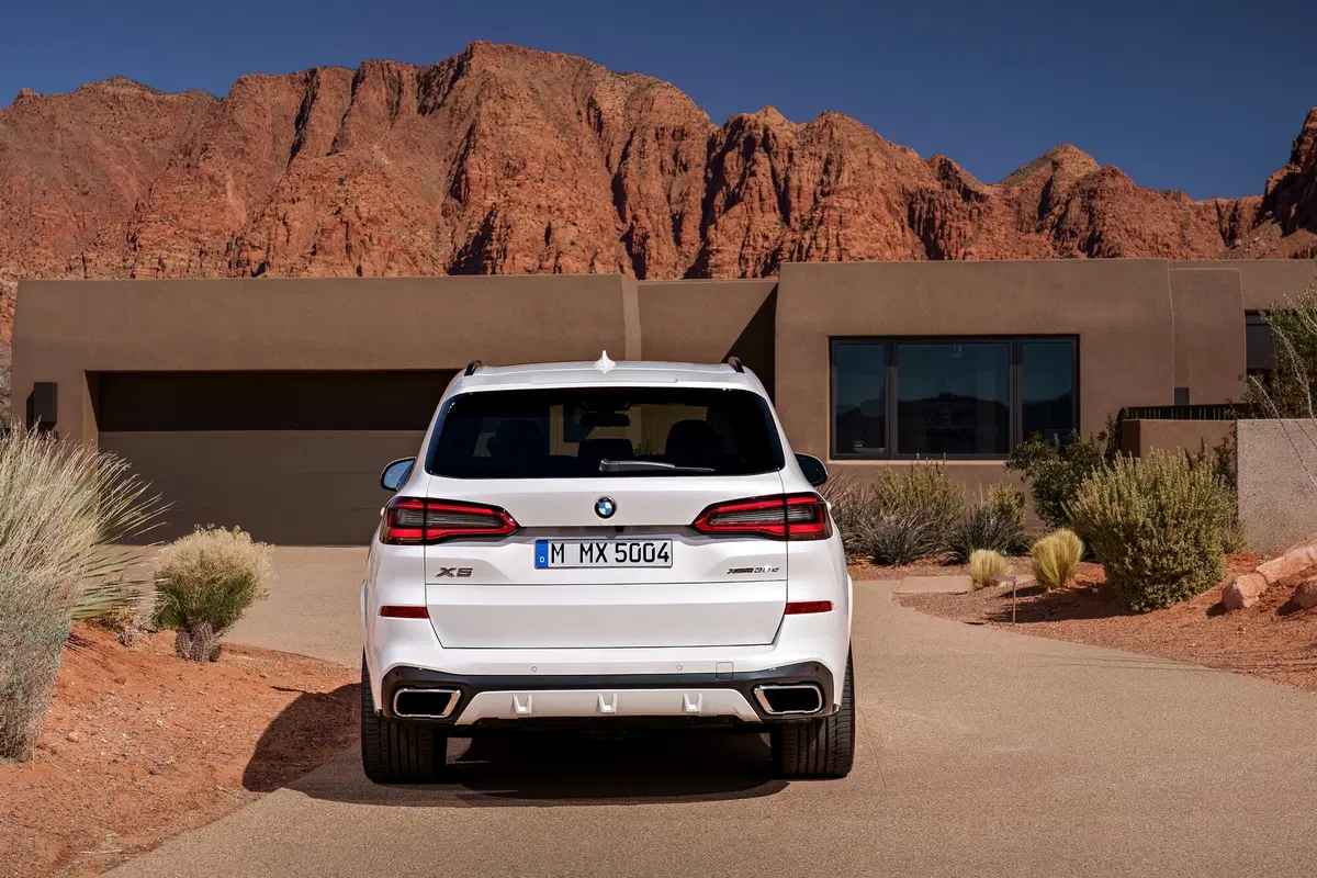 BMW X5: video, foto e dati della 4^ generazione del SUV di Monaco (4)